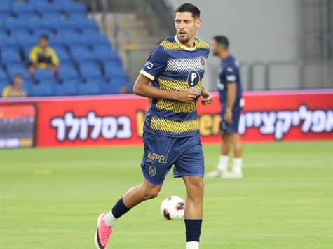 אסטר סוקלר שכבש את שער הבכורה שלו מול צסק``א סופיה יחכה על הספסל (דני מרון)