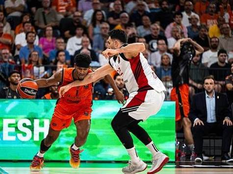 <strong>רצף שלשות של ולנסיה בפתיחה (GETTY)>>></strong>