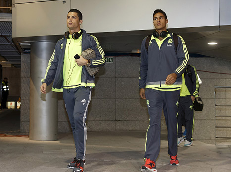 ריאל מגיעה אחרי ה-2:2 המתסכל מול ולנסיה, שהוביל את פלורנטינו פרס לביצוע הזעזוע על הקווים, דפור במקום ה-7 ואחרי שני משחקים ללא ניצחון