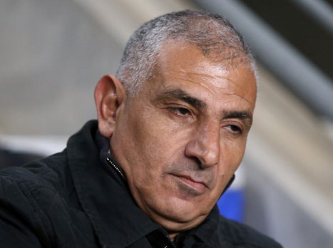 גולן. לא יכול להיות מרוצה ממה שהוא רואה במחצית הראשונה (אלן שיבר)