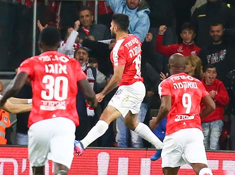 <STRONG>עוד שער מרהיב, האלופה בדרך לניצחון! (דני מרון)</STRONG>