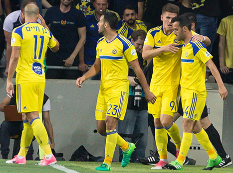 <STRONG>חגיגה בצהוב באיצטדיון סמי עופר (עודד קרני)</STRONG>