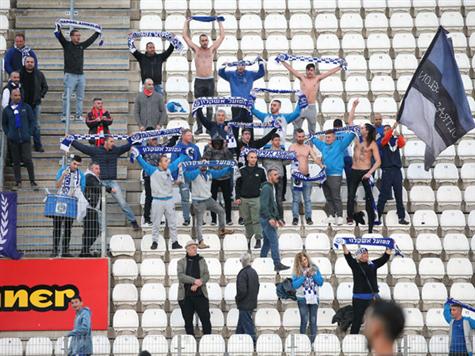 אוהדי אשקלון שעשו את הדרך הארוכה צפונה (אנצ`ו גוש, סוכנות ג`יני)