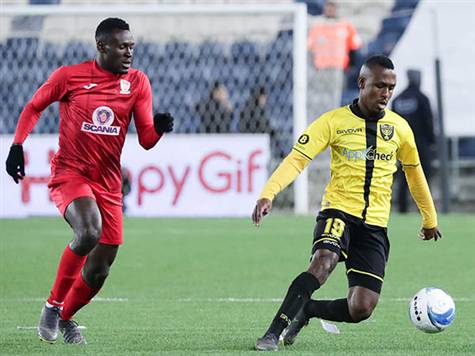 כדורגל עדיין אין ממש, אבל תמונה ראשונה כן (דני מרון)