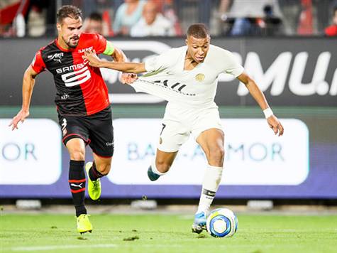 מי שבכלל לא קיים על המגרש עד עכשיו הוא אמבפה, שבוודאי לא מרוצה מההופעה שלו במשחק