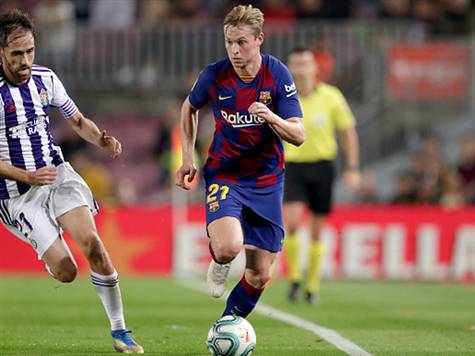 המשחק נפתח על מי מנוחות, אבל בארסה כמו בארסה - אתה לא יודע מתי זה יתפרץ שוב (getty)