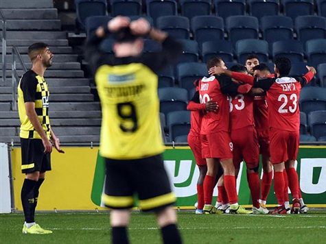 <STRONG>סיום בטדי! שרון מימר משיג ניצחון יקר בבכורה ומעלה את סכנין מעל לקו האדום (ברני ארדוב)</STRONG>