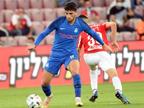 דקות על מי מנוחות באצטדיון טרנר. נראה כי אשדוד לא ממש מנסה לכבוש את השלישי, ובאר שבע לא ממש מסוגלת לכבוש את הראשון (ברני ארדוב)