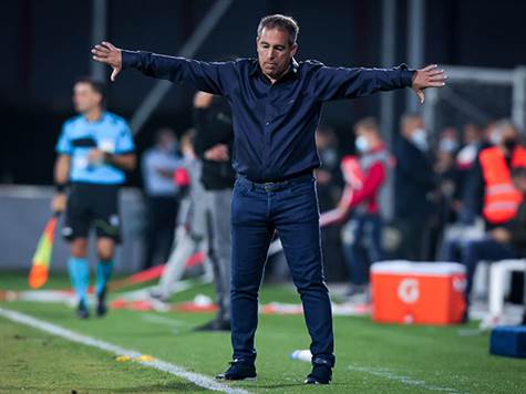 20 דקות לסיום, עם מעט מאוד דברים שקורים במשחק הזה. האם נראה שער ב-20 הדקות הקרובות? (מאור אלקסלסי)