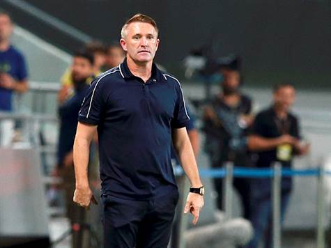 רובי קין אמור לערוך שני שינויים מההרכב שפתח ביום חמישי נגד צלייה: אופיר דוידזאדה יפתח במקומו של רוי רביבו, שיזכה למנוחה; ויונתן כהן יחזור להרכב הפותח במקומו של דור תורג`מן. שאר תשעת השחקנים אמורים להמשיך, כולל ניר ביטון שישחק בקישור לצד דן ביטון ויוריס ואן אובריים (צילום: אלן שיבר)