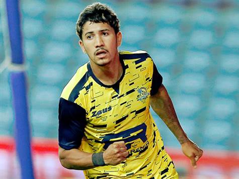 <STRONG>שער של פרדי ורגאס הכריע, ומכבי בני ריינה עלתה לפחות זמנית למקום השני אחרי 0:1 על הפועל פתח תקווה (אלן שיבר)</STRONG>