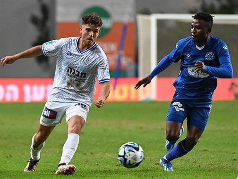 צהריים טובים וברוכים הבאים לזירת המשחק של הדרבי הפתח תקוואי! (ברני ארדוב)