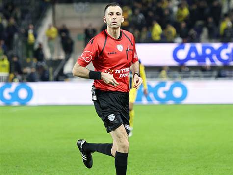 שיגעון בבלומפילד. הריבאונד הגיע שוב ליחזקאל שדחק מקרוב מול שער חשוף, אך ה-VAR פסל לו גם את השער הזה. למי שאיבד ריכוז - עדיין 1:2 להפועל פ``ת... (אלן שיבר)