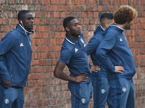 מתיחות ליד מכוניות. שחקני יונייטד (טוויטר)