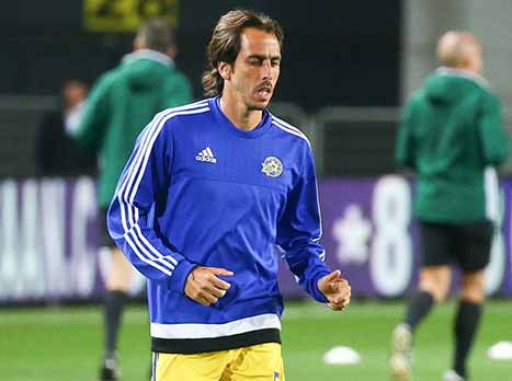 ב-21:00 הצהובים יארחו את הירוקים במה שעשויה להיות ההזדמנות האחרונה שלהם להישאר קרובים להפועל ב``ש. ליטו וידיגאל בחר לעלות עם יוסי בניון בהרכב שלו, כשהוריד את רובן מיקאל לספסל.