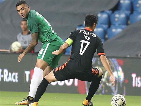 קאיו. מלבד הבעיטה לשער, לא ממש הורגש בדקות הראשונות (אלן שיבר)