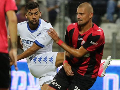 סילבס פותח עם ריאן, גוזלן והאסלביינק בהתקפה