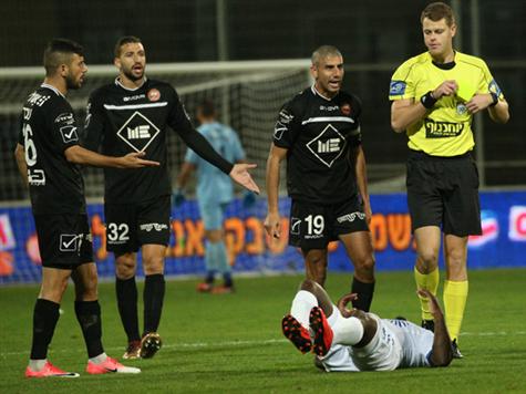 משחק מאוד אגרסיבי בק``ש (סוכנות ג`יני)