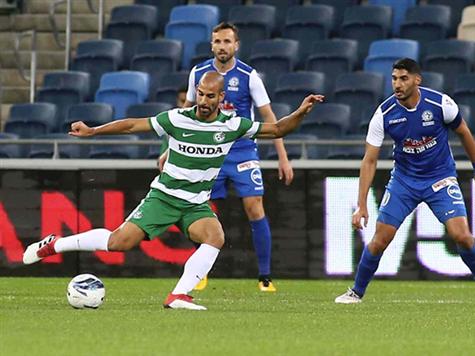 גל אלברמן. מכבי חיפה השתלטה לחלוטין על המשחק, אבל עדיין לא מספיק מסוכנת (צילום: אלן שיבר)