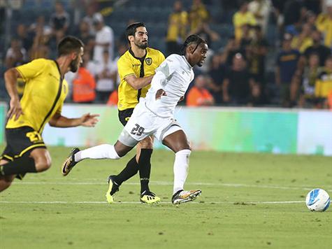 עושה את ההבדל. פלומיין (אלן שיבר)