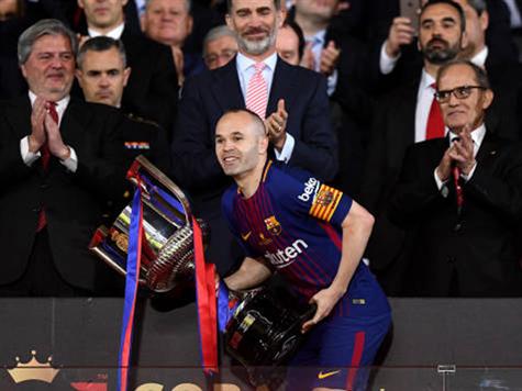 אם ברצלונה תודח כבר הערב, זו תהיה רעידת אדמה לאחר שהקטאלונים זכו בארבעת הגביעים האחרונים והעלו את מספר זכיותיהם במפעל ל-30, יותר מכל קבוצה אחרת בספרד (Getty)