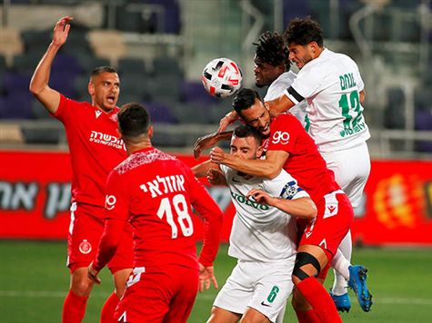 מחצית בבלומפילד: 1:2 לירוקים במשחק נהדר (אלן שיבר)