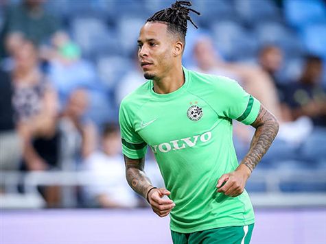 צ`ארון שרי. בהיעדרם של נטע לביא, מוחמד אבו פאני ועלי מוחמד, יהיה חייב לקחת אחריות במרכז המגרש (מאור אלקסלסי)