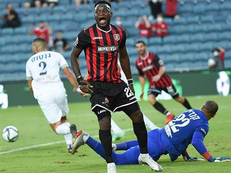 מנגד, הירושלמים עדיין מחפשים את שער הבכורה שלהם בליגה מאז שעלו, ומתוך 4 המשחקים שלהם עד כה, סיימו שלושה בתיקו 0. (ברני ארדוב)