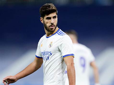 דווקא אחרי הניצחון המרשים בקלאסיקו על ברצלונה, ריאל מדריד נעצרה במחזור הקודם עם 0:0 מול אוסאסונה. אובדן הנקודות של אתלטיקו, והתחושה ש``השטח פנוי``, מתחברת לעובדה שניצחון היום עשוי להעלות את ריאל (זמנית) למקום הראשון. משחקים מהסוג שצריך לנצח, יודעים שם (getty)