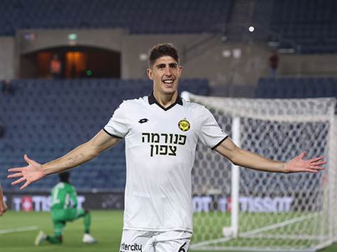 נתניה עלתה ל-0:1 מהיר!! התקפה טובה הסתיימה עם כדור לתוך הרחבה והרחקה רעה של ההגנה שהגיעה לגנדלמן, שבעט מקרוב לרשת (ברני ארדוב)