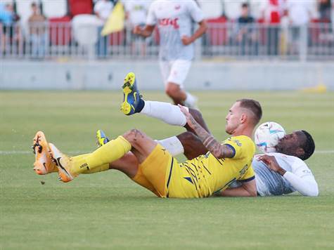 המומנטום עבר לצד של ריינה (קובי אליהו)