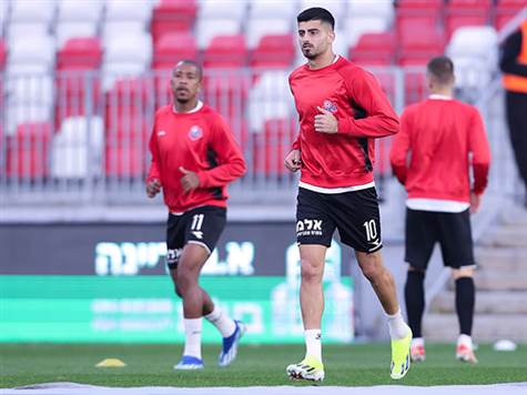 הפועל חיפה מחפשת ניצחון חמישי רצוף בליגה (צילום: מאור אלקסלסי)