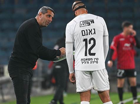 ריינה. הזמן שלה אוזל (ברני ארדוב)