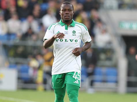 הקשר עולה להופעת בכורה בירוק. (אלן שיבר)