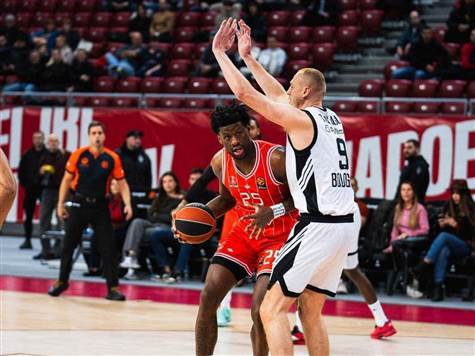 <strong>צפו בתקציר המחצית</strong>