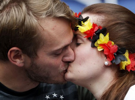 אומרים שפאריס מאוד רומנטית בתקופה הזאת בשנה