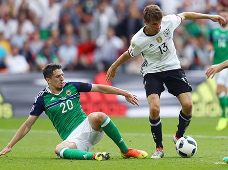 אין חילופים אצל הנבחרות בפתיחת החצי השני