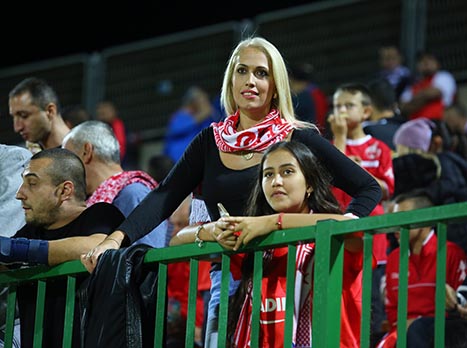 אופטימיות אדומה (לירון מולדובן)