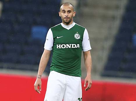 רנה מולנסטיין ייאלץ להתמודד עם שורה ארוכה של חסרים, שישה שחקנים ומתוכם שלושה זרים. עומר דמארי יערוך בכורה ב-11 של הירוקים, שי בן דוד הצעיר יפתח בהגנה.<BR><BR><STRONG>לראשונה בהרכב של הירוקים. דמארי (אלן שיבר)</STRONG>