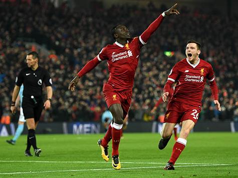 סלאח עשה צחוק מאוטאמנדי והעביר כדור למאנה בצד שמאל. הסנגלי התקדם ושיגר פצצה מחוץ לרחבה לפינה הקרובה של אדרסון