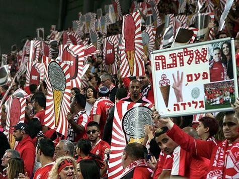 אווירה חגיגית בטרנר (אלן שיבר)