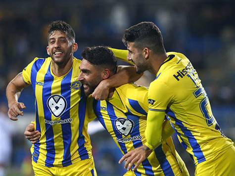 מכבי ת``א בדרך להחזיר את הפער בפסגה ל-20 נקודות (אלן שיבר)