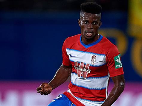 הפתיחה היא סיפור של שני שחקנים, אחד שחווה חלום והשני סיוט. מחד ג`וניור פירפו שהיה אשם בספיגה לאחר שמעד פעמיים במהלך הספיגה. מאידך ראמון עזיז שכבש בבכורה שלו בהרכב גרנאדה (getty)