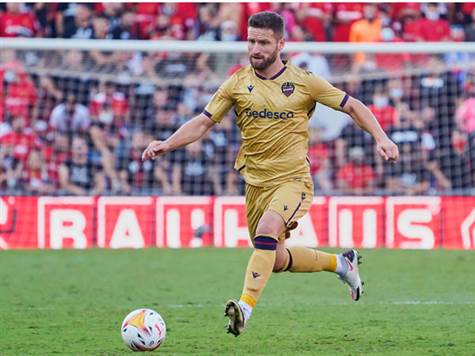 לבאנטה חווה עד כה עונה איומה, והיא תארח את אתלטיקו מדריד&nbsp;כשהיא במרחק מקום אחד מתחתית הליגה. הקבוצה של חבייר פריירה אמנם לא השיגה ניצחון בליגה עד כה העונה, אך הם יכולים להיות מעט מעודדים מכך שבמחזור האחרון סיימו בצורת של ארבעה משחקים ללא שער זכות, כשחוזה מוראלס (שני שערים) וגונזלאס מלארו כבשו בהפסד 5:3 לסביליה. מבחינת הסגל להיום, שקורדאן מוסטאפי, שחקן ארסנל לשעבר, ייעדר לאחר שנפצע במשחק האחרון.