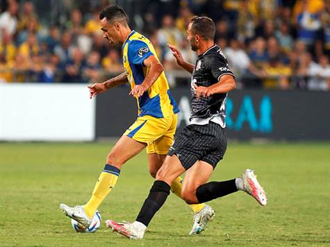 עדיין מאופס בבלומפילד (צילום: אלן שיבר)