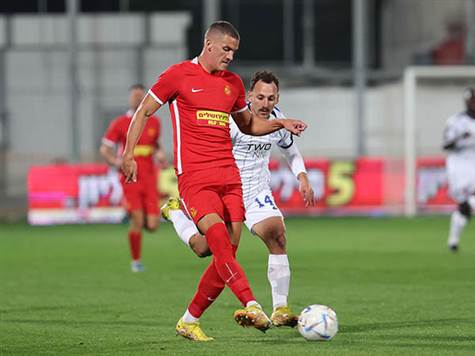 זה היה צריך להסתיים בשער! מצב גדול לאשדוד, אבל הכדור יוצא החוצה אחרי שלוש בעיטות למסגרת (לירון מולדובן)