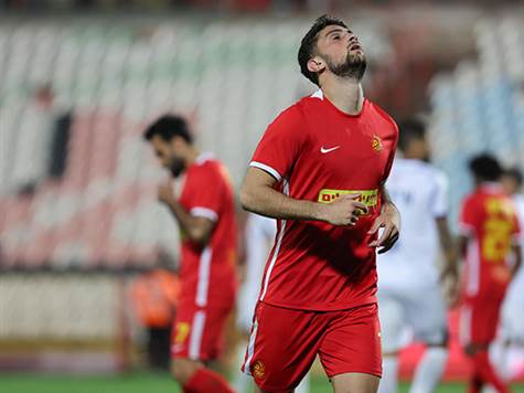 זה היה מצב גדול לאשדוד! כנעאן שלח בעיטה לשער וקיבל את הריבאונד, אותו הוא מוסר לאוחנה. גם אוחנה שלח את הכדור לשחקן הגנה של פתח תקווה והכדור יצא החוצה. לא מעט החמצות לכנעאן ואוחנה עד כה (לירון מולדובן)