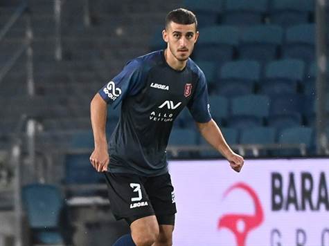 ברוך שוב למגרשים, נועם מלמוד (ברני ארדוב)