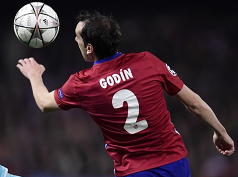 דייגו גודין. אתלטיקו מתקשה מול ההולנדים (uefa)