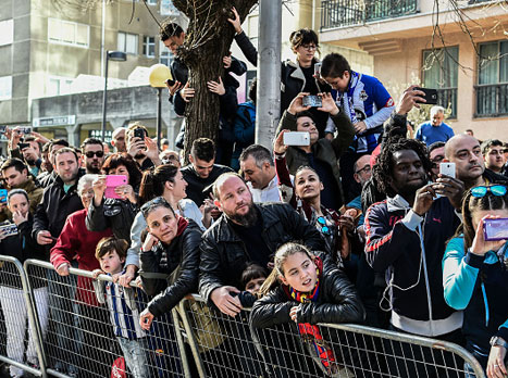 10 דקות לשריקת הפתיחה וזה זמן טוב לתת את הכבוד לגולש נתנאל שענה ראשון שפאקו אייסטראן זכה ב-3 תארים בישראל. מיד יוצאים לדרך!